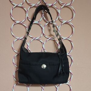 COACH Hamptons Black Shoulder Bag Style 4984 Yr 2005 GUC